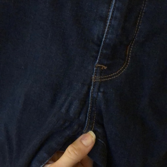 American Eagle Hi-Rise Jeggings - Picture 4 of 5